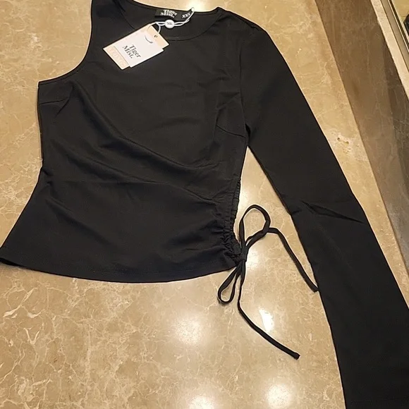 Emelia Side Detail Asymmetrical Top by Tiger Mist,  XXS - Picture 13 of 16